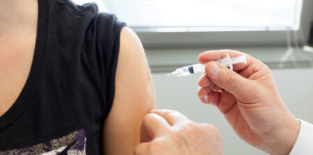 Fortsat uklarhed om udrulning af vaccine
